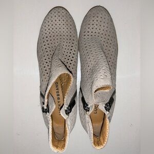 NWOB Lucky Brand Perforated Light Taupe Ankle Booties